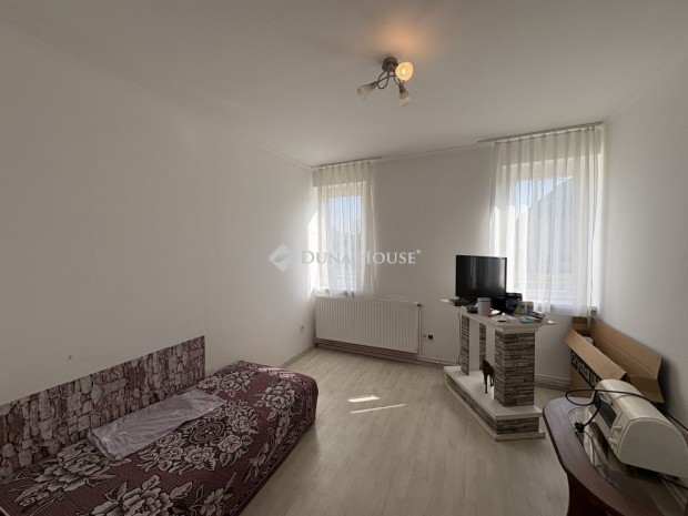 Elad� 78 nm-es h�z B�rcs