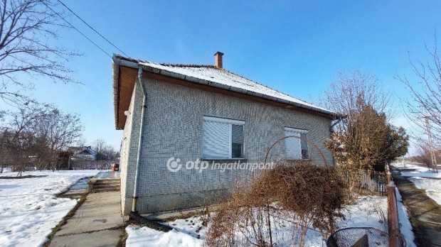 Elad� 78 nm-es h�z D�vav�nya