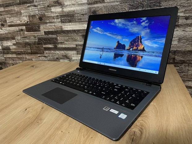 Elad 7gen i3 Fullhd laptop (8GB DDR4, SSD , 15.6")