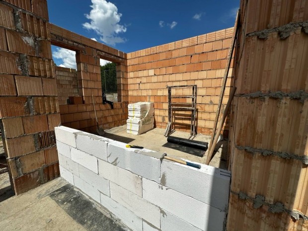 Elad� 80 nm-es h�z Tab