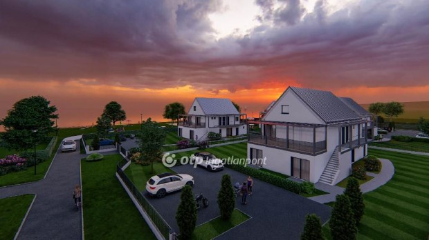 Elad� 80 nm-es lak�s Balatonakarattya