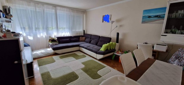 Eladó 81 m2 lakás alkalmi áron a Szentpéteri kapuban