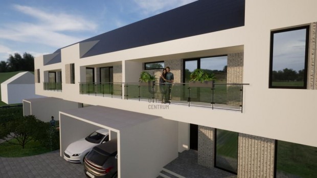 Elad� 81 nm-es lak�s Cegl�d