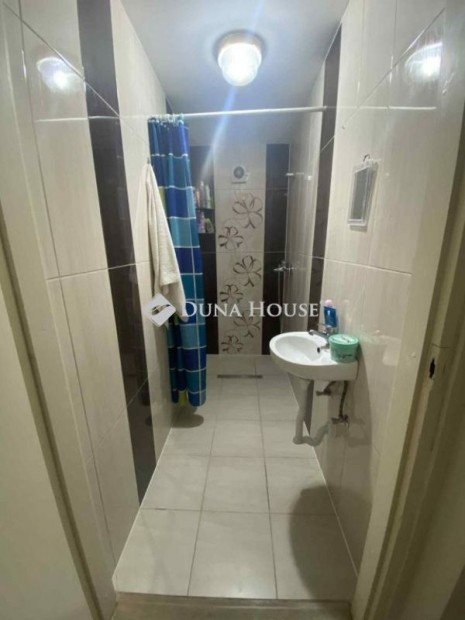 Elad� 83 nm-es h�z Decs