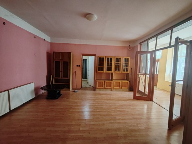 Elad� 84.20 m2 h�zr�sz, Csongr�d