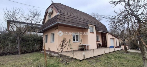 Elad� 84 nm-es h�z Dunaharaszti