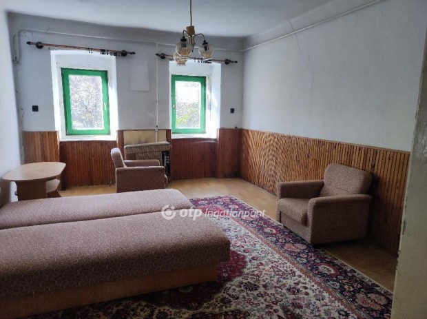 Elad� 84 nm-es h�z S�ndorfalva