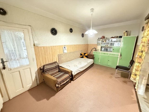 Elad� 85 nm-es Csal�di h�z Dunaszentgy�rgy