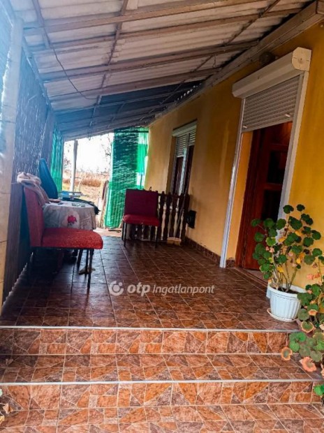 Elad� 85 nm-es h�z Pusztadobos