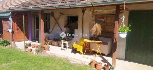 Elad� 85 nm-es h�z Teng�d