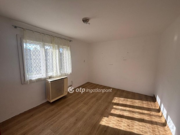 Elad� 88 nm-es h�z Hajd�b�sz�rm�ny