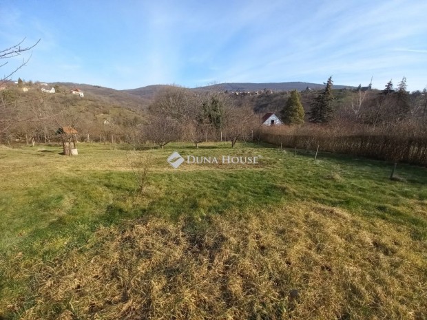 Elad� 895 nm-es telek P�cs