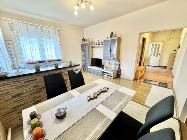 Elad� 89 nm-es h�z �ll�