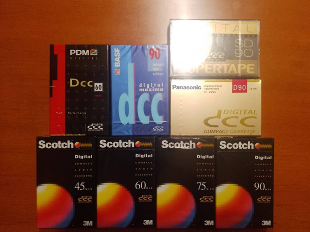 Elad 8 db bontatlan BASF, Panasonic, Scotch, Supertape DCC kazetta