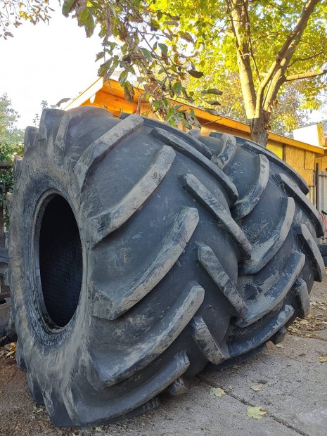 Elad 900/60R32 Michelin Megaxbib 