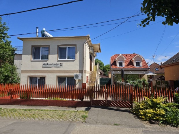 Elad� 90 nm-es Fel�j�tott �d�l�, nyaral� Hajd�szoboszl�