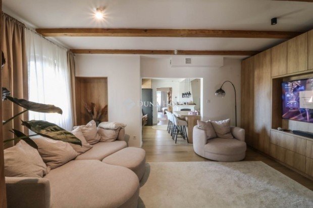 Elad� 90 nm-es h�z Bog�d