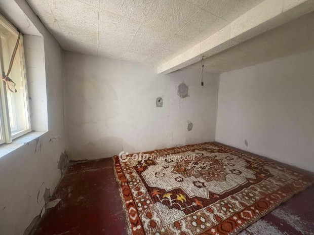 Elad� 90 nm-es h�z Fegyvernek