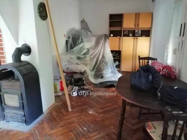 Elad� 90 nm-es h�z P�cs