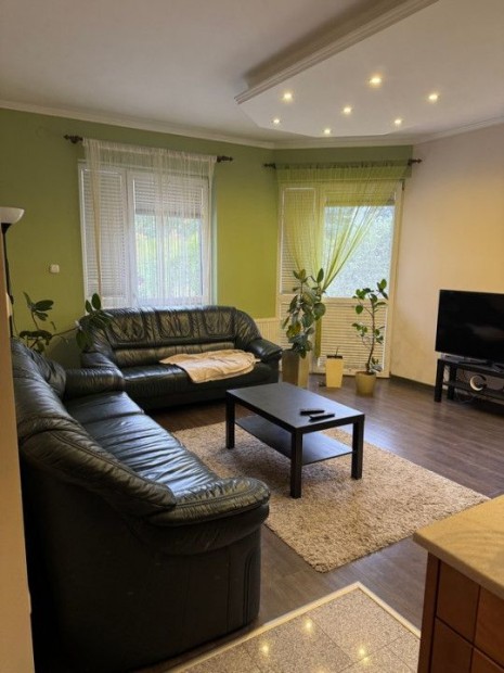 Elad� 92 nm-es �jszer� �llapot� t�gla lak�s Budapest III. ker�let