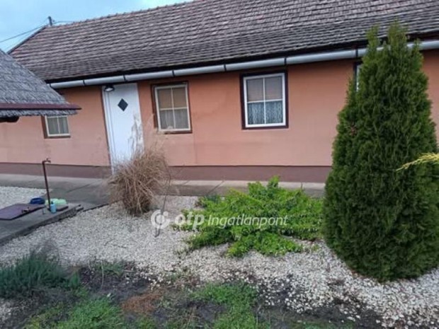 Elad� 93 nm-es h�z Fegyvernek