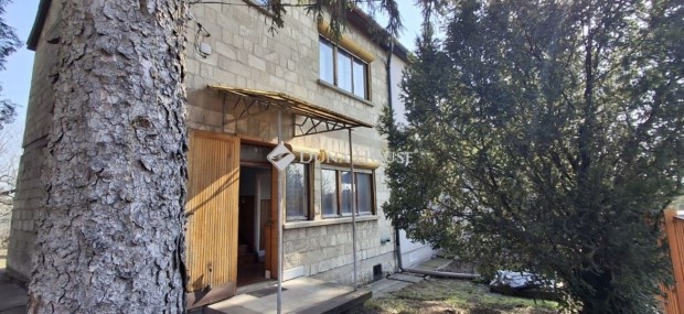 Elad� 94 nm-es h�z Szentendre