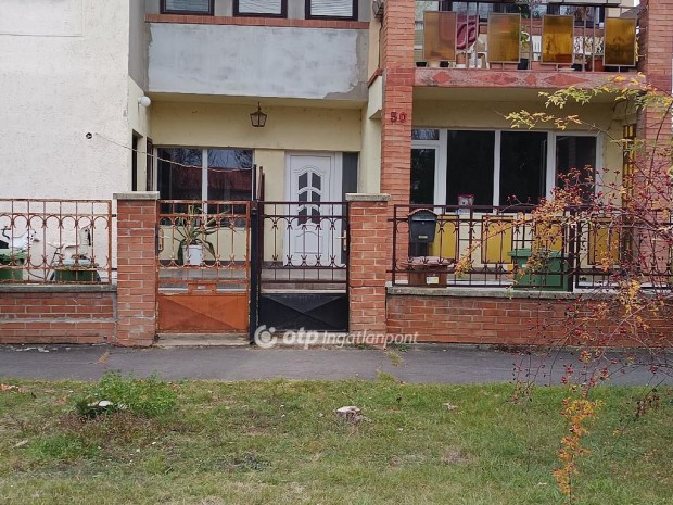 Elad� 95 nm-es h�z B�k�s