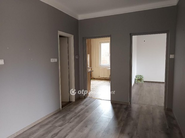 Elad� 95 nm-es h�z B�k�s