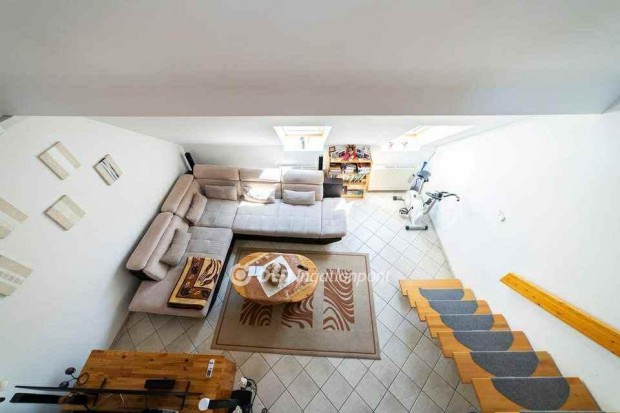 Elad� 96 nm-es lak�s Kecskem�t