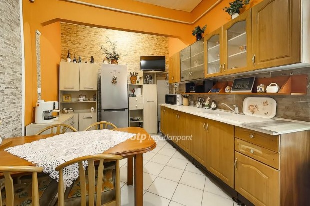 Elad� 96 nm-es lak�s Salg�tarj�n