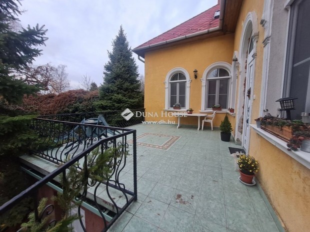 Elad� 97 nm-es lak�s Badacsonytomaj