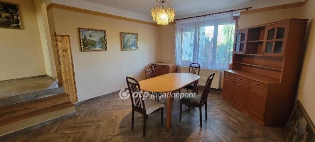 Elad� 97 nm-es lak�s Gy�r