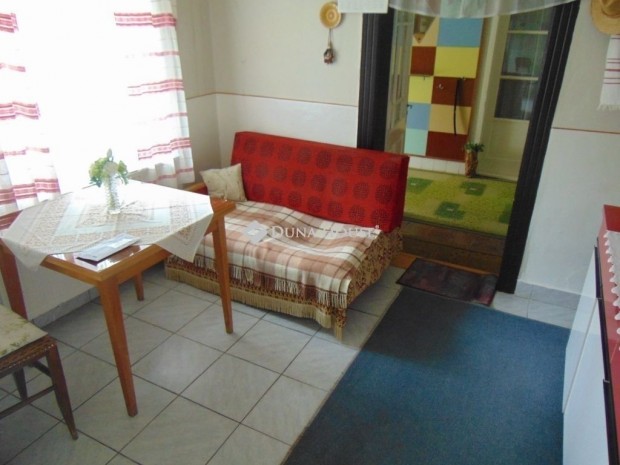 Elad� 98 nm-es h�z Hossz�het�ny