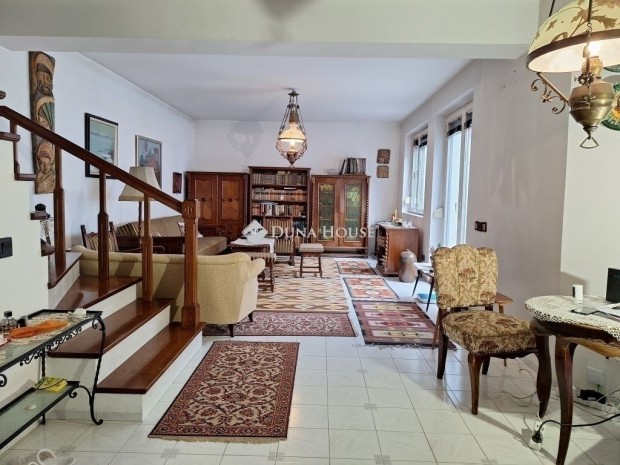 Elad� 99 nm-es h�z Kecskem�t