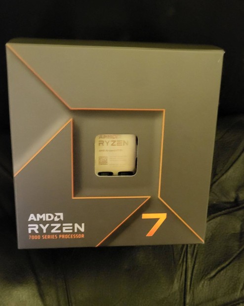 Eladó AMD Ryzen 7 7700 processzor