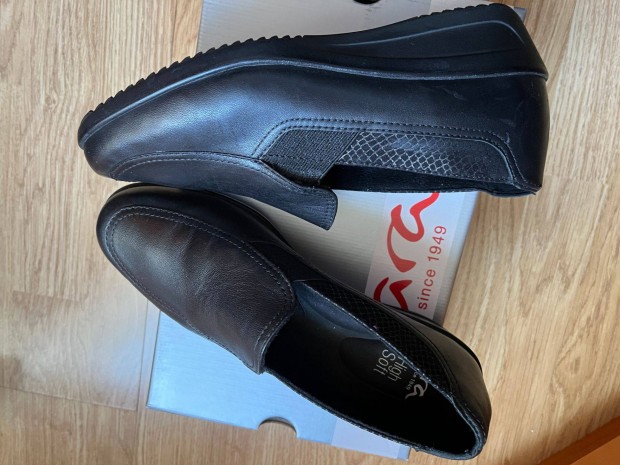 Eladó ARA női fekete kényelmi cipő - újszerű - 5.5 méret