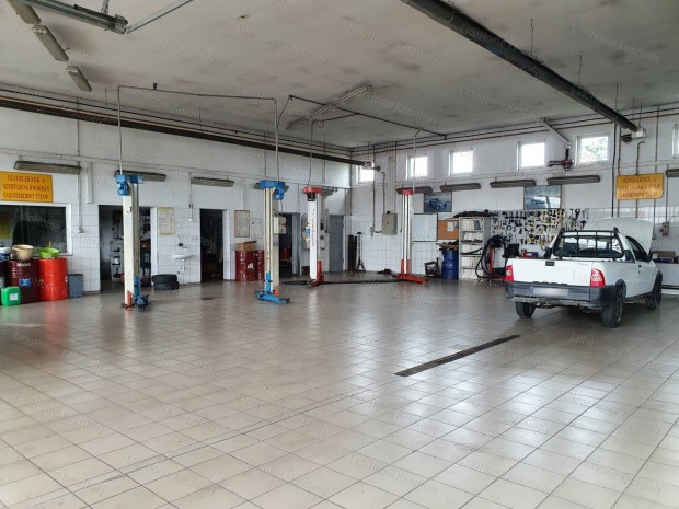 Elad� AUT�SZERV�Z �S VIZSGA�LLOM�S Marcaliban