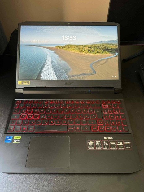 Eladó Acer Nitro 5 AN515-57 gamer laptop