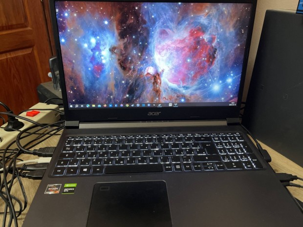 Elado Acer gamer laptop
