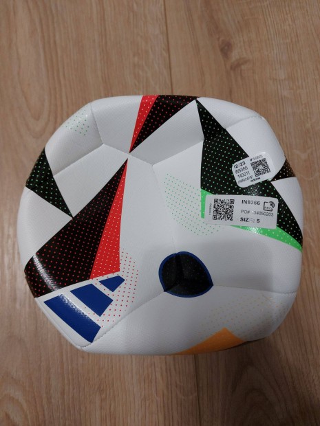 Elad Adidas Euro 24 labda