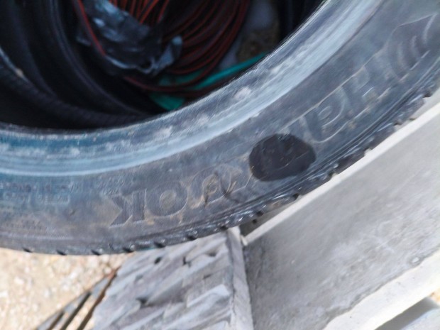 Elad� Alfa Mito gumik �s lemezfelni (csak egyben!!!)