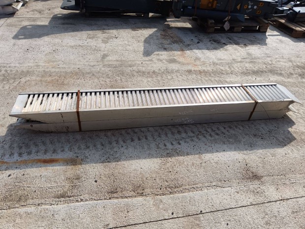 Elad Alu Rmpa 2m50cm 300 000 Ft