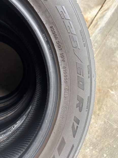 Elad Apollo nyri gumi. 225/60/R17