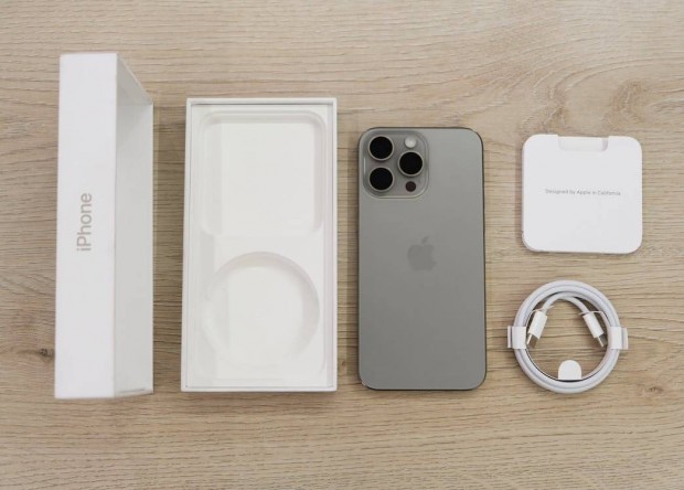 Eladó Apple Iphone Szürke Színben 128 GB