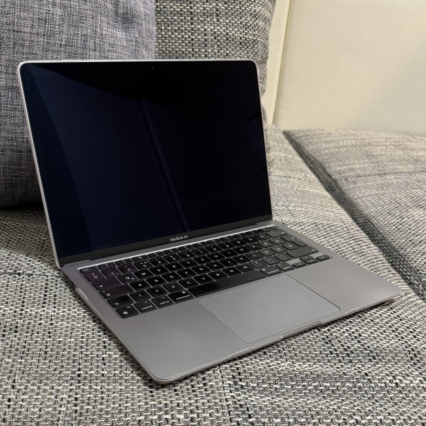 Eladó Apple Macbook Air