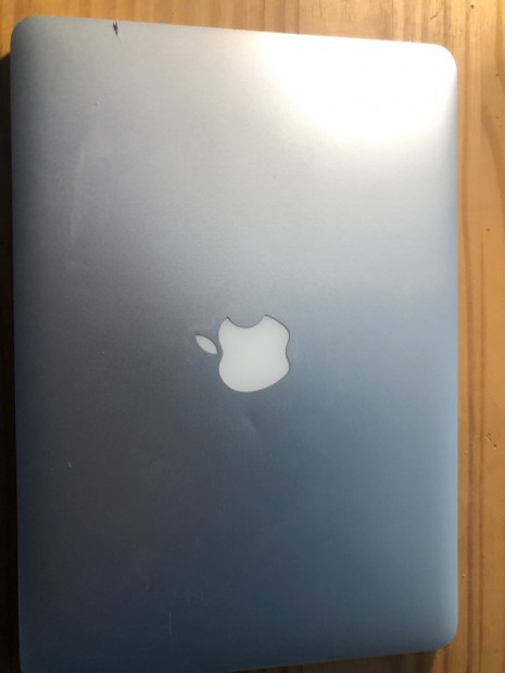 Elad Apple Macbook Pro 13" Early 2015 dobozval