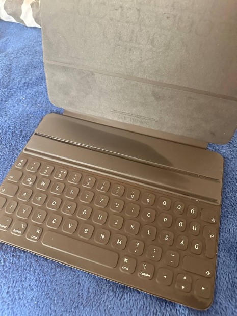 Elad Apple Smart keyboard folio