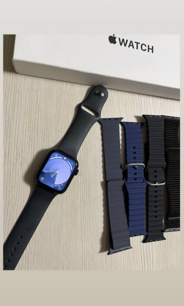 Elad Apple watch SE 2 (2024) 44mm midnigth sznben 