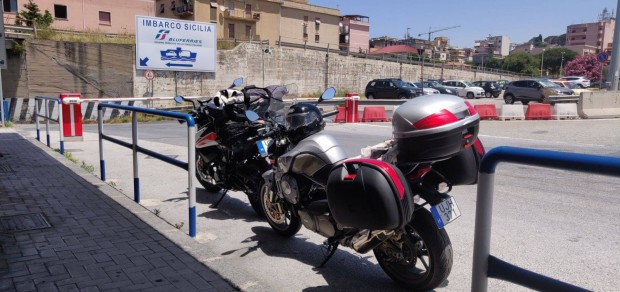 Elad Aprilia Mana 850 NA