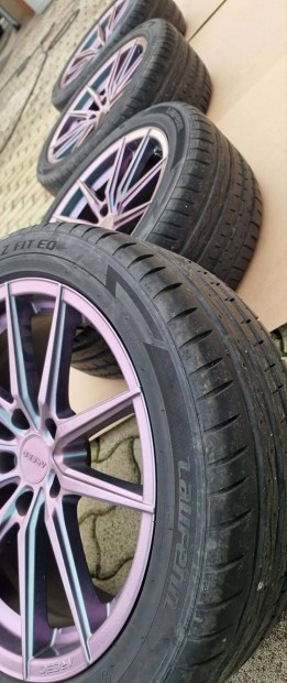 Elad� Arceo alufelni 18" gumival 